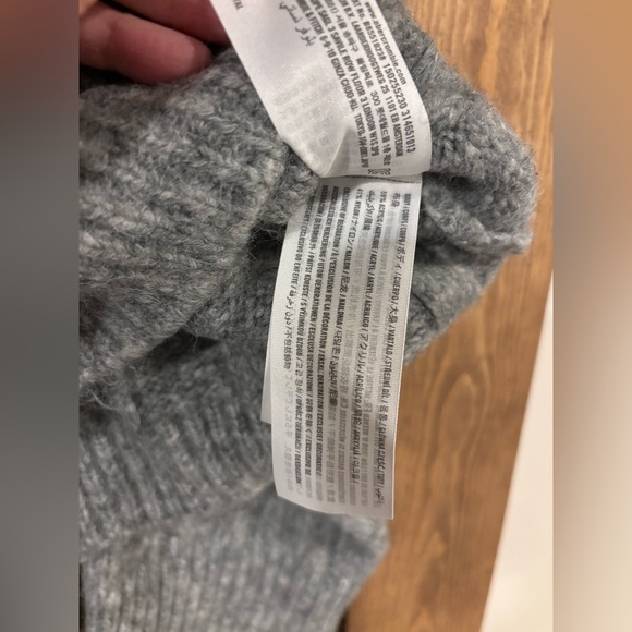 Abercrombie & Fitch Fair Isle Cropped Sweater Medium - Picture 4 of 7